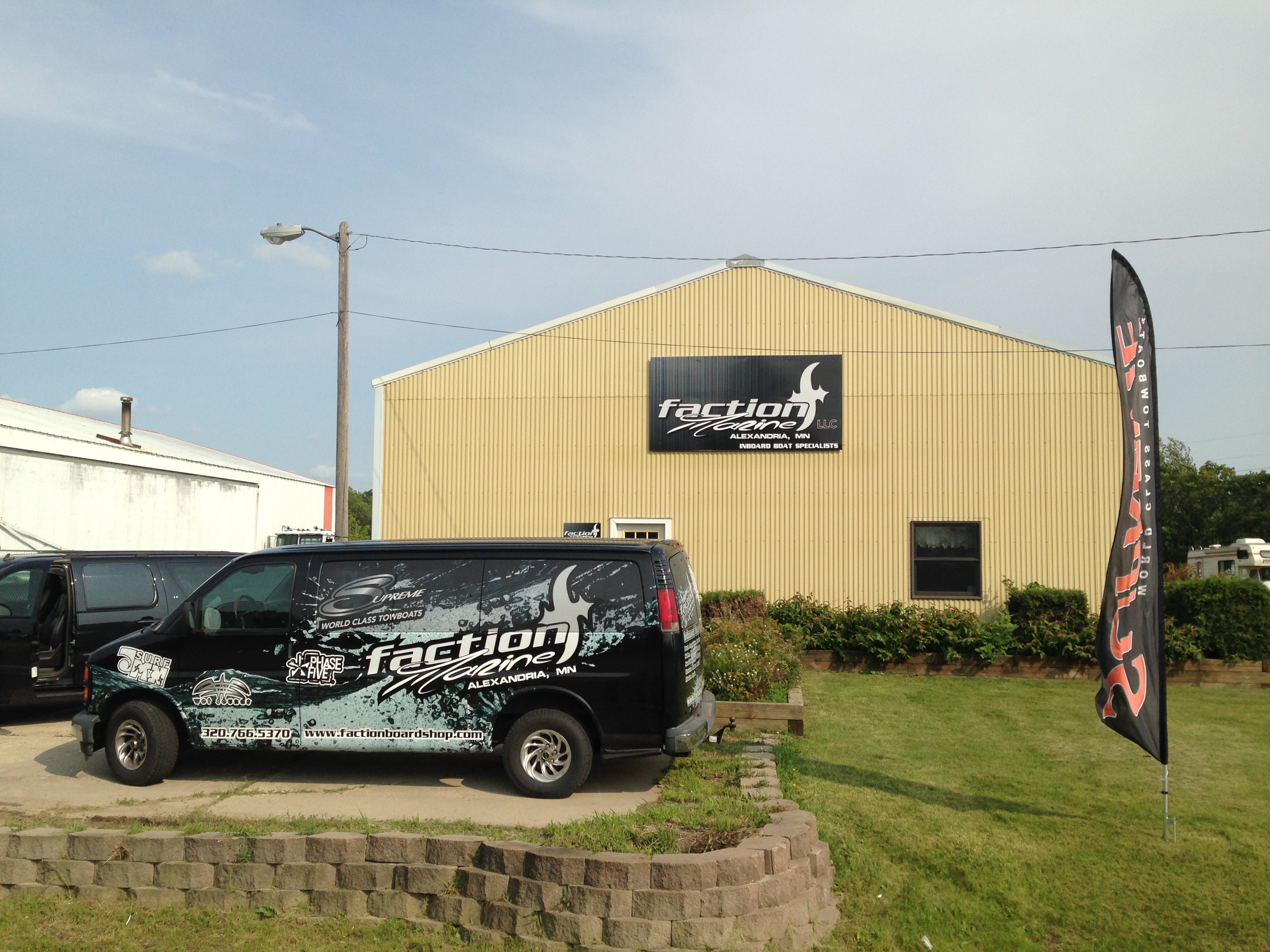 Custom Signs, Flags, and Vehicle Wraps from Signmax 